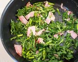ベーコンと春菊のトマトパスタ作り方2写真