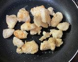 鶏むね肉とブロッコリーの焦がしマヨ醤油作り方3写真