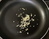 豚バラと新じゃがのガーリックバター醤油作り方2写真