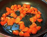 黒酢で鶏背肉にレンコン&にんじん。作り方3写真