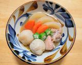 鳥もも肉に大根と人参と冷凍里芋の煮物作り方5写真