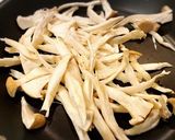 エリンギとピーマンとベーコンの麺つゆ炒め作り方2写真