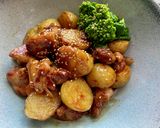 てりてりな新じゃがと鶏肉の甘辛炒め作り方5写真