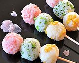 おうちお花見に、彩り三色おにぎり♪作り方4写真