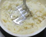 トマト煮込み入りマッシュポテトの揚げ物作り方3写真