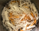 きのこと野菜の卵スープ【ここから栄養士】作り方1写真