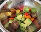 アボカドとミニトマトの塩昆布サラダ作り方1写真