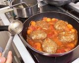 簡単だけど豪華☆ 煮込みハンバーグ作り方4写真