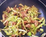 春キャベツと牛肉のオイスターソース炒め作り方7写真