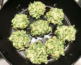 おつまみやお弁当にも　えびニラもち作り方4写真