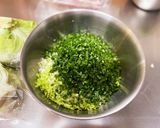 おとうさんがつくる親鶏ミンチのぎょうざ☆作り方1写真