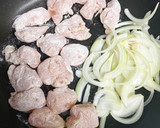 簡単10分！鶏肉と玉葱のケチャマヨ炒め作り方4写真