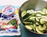 ノンオイル！ズッキーニとツナの塩昆布あえ作り方1写真