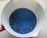天然色の琥珀糖☆バタフライピーの宝石☆作り方1写真