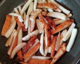 簡単☆大根と野菜天の甘辛味噌炒め♪作り方4写真
