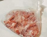 豚肉と春キャベツの塩麹炒め作り方1写真
