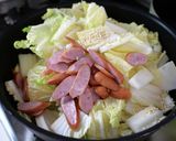 材料2つ!白菜とウィンナーの塩炒め作り方2写真