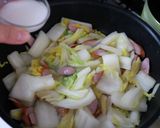 材料2つ!白菜とウィンナーの塩炒め作り方4写真