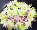 よしやすの豚肉とキャベツのピリ辛味噌炒め作り方5写真
