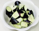 茄子とチンゲン菜の味噌炒め作り方1写真