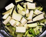 茄子ともやしの味噌汁作り方4写真