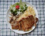 エバラ黄金の味で、ポークソテープレート♪作り方1写真
