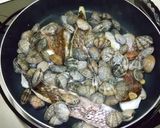 〆はパスタで！鯛とアサリでアクアパッツァ作り方4写真