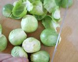 芽キャベツとベーコンのにんにく炒め作り方7写真