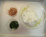 青のりと花かつおおにぎり★離乳後期作り方1写真