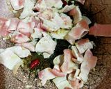 タラの芽と豚肉のペペロンチーノ作り方3写真