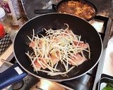 つゆだくで絶品！ニラ肉炒め作り方2写真