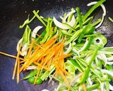 豚こまピーマン残野菜オイスターソース炒め作り方5写真