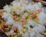 ベビーホタテとウインナーのチャーハン作り方5写真