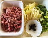 ごはん泥棒☆セロリの佃煮(肉そぼろ)作り方1写真
