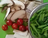 きのことかぶの茎を炒めてみました作り方2写真