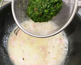 『ほうれん草とトマトソース』の『うどん』作り方8写真