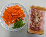 さやえんどうとにんじんの卵とじ丼作り方1写真