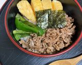 豚ひき肉そぼろ丼　卵、野菜。作り方5写真