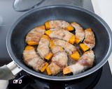 【肉巻きかぼちゃの生姜焼き】ご飯が進む甘辛味☆作り方4写真