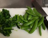 スナップエンドウと菜の花の胡麻味噌マヨ作り方1写真