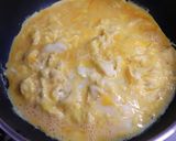 美味しさゴロゴロ♪簡単♪アボカドオムレツ作り方3写真