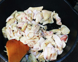 鶏皮の唐揚げ(鶏皮から出る油だけで)作り方1写真