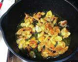 鶏皮の唐揚げ(鶏皮から出る油だけで)作り方5写真