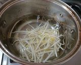 自宅で簡単！お手軽鶏出汁のフォー作り方5写真