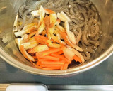 簡単・蒟蒻と竹輪と人参の煮物夕飯のおかず作り方3写真