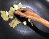 三杯鶏(台湾風鶏肉醤油炒め)作り方2写真