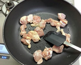 鶏肉と舞茸のバターカレー炒め作り方3写真
