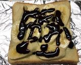 休みの日の朝に！チョコバナナトースト作り方2写真