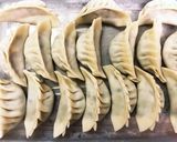 娘に伝授☆うちの餃子☆パパママ合作作り方8写真