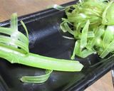 シャキシャキフキの、香味ペースト和え作り方2写真